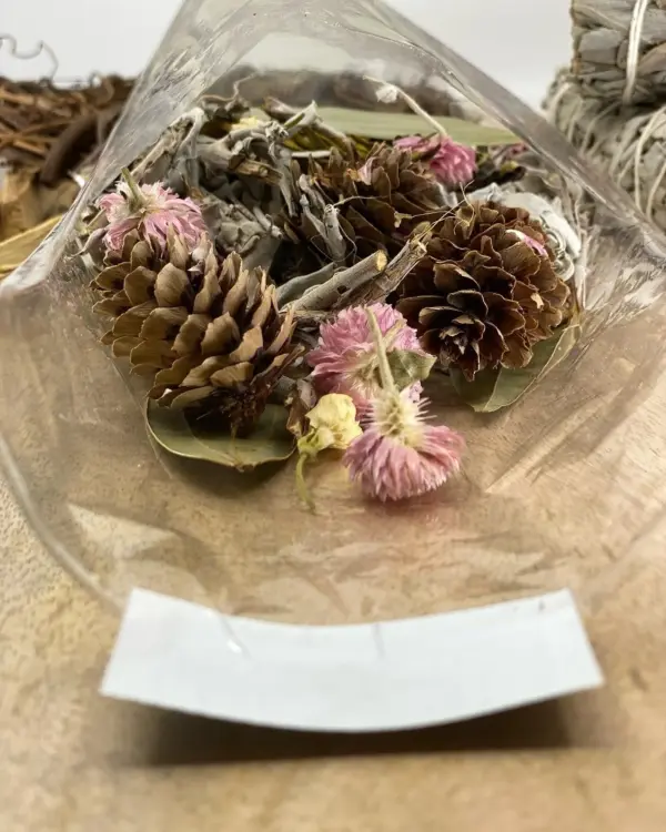 Wanderlust, Wildflower & Sage, Naturally Scented, Loose Dried Flowers, Flower Confetti, Potpourri, 2 oz