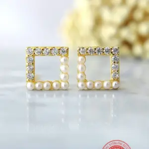 "Little Beauty" | 24K Gold Filled Stud Earrings