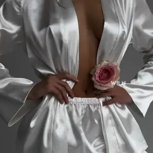 ELEGANCE