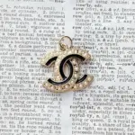 Designer Zipper Pull Goldtone Black Accent Pearl