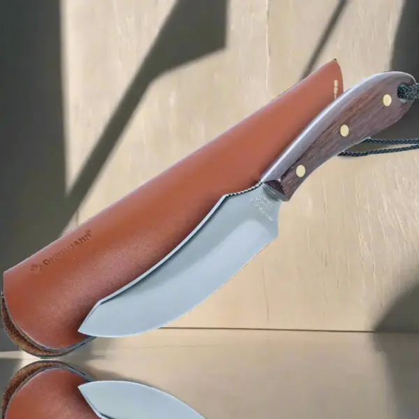 Large Skinner-1977 Design Award, with Leather Sheath | R100S