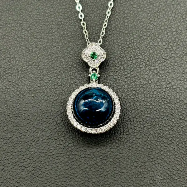 Sterling Silver Crown Jewel Aroma Necklace - Navy | Energy & Healing | Diffuse on the go