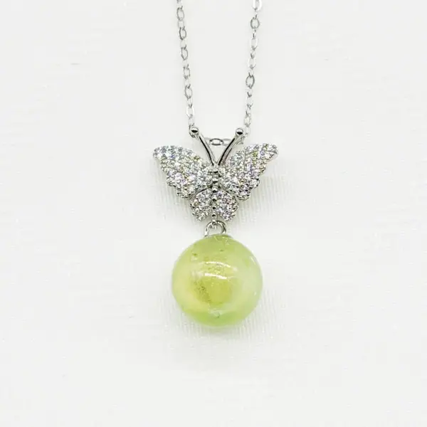 Sterling Silver Diamond Butterfly Aroma Necklace - Green | Energy & Healing | Diffuse on the go