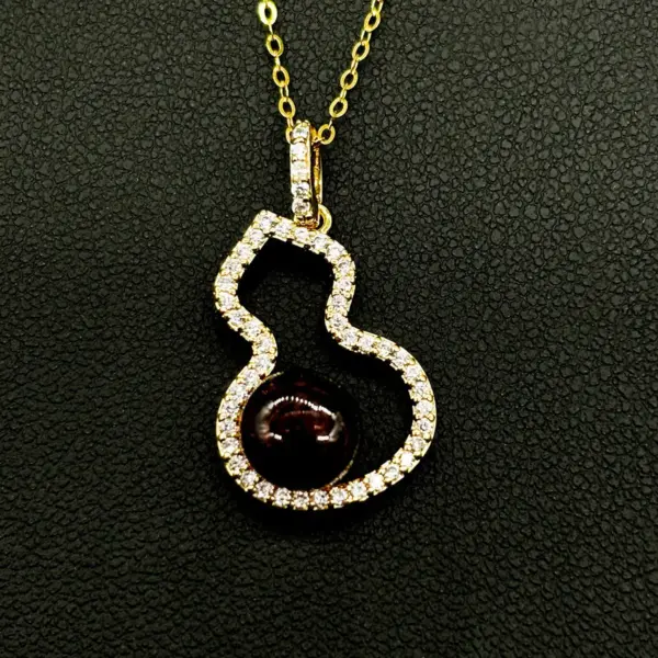 Golden Gourd Aroma Necklace - Amethyst | Energy & Healing | Diffuse on the go | Sterling Silver Chain
