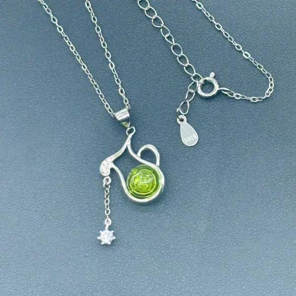 Sterling Silver Zodiac Aroma Necklace - Aquarius Jan - Feb | Perfect Birthday Gift | Energy & Healing | Diffuse on the go