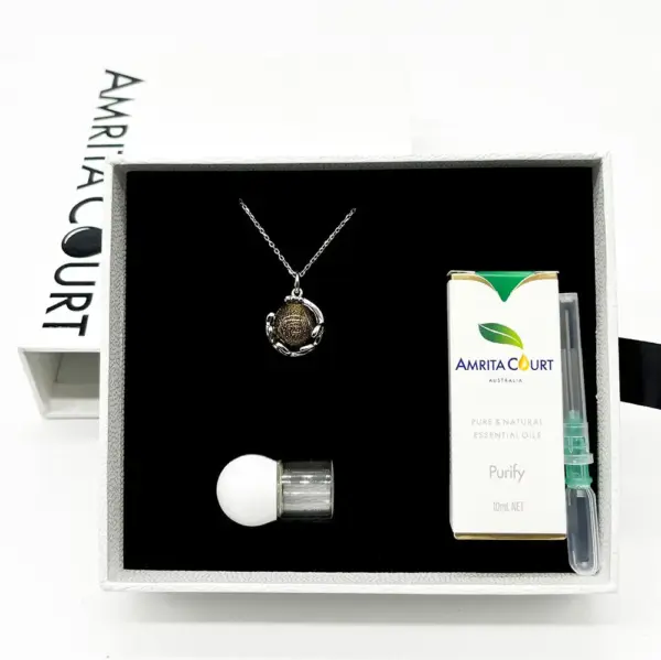 Planet Murano Aroma Necklace - Plutonian Amethyst | Energy & Healing | Diffuse on the go