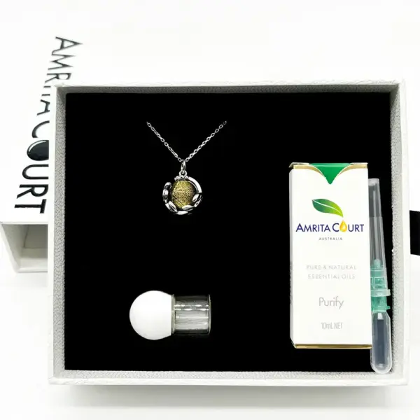 Planet Murano Aroma Necklace - Stellar Midnight | Energy & Healing | Diffuse on the go | Unique Gift