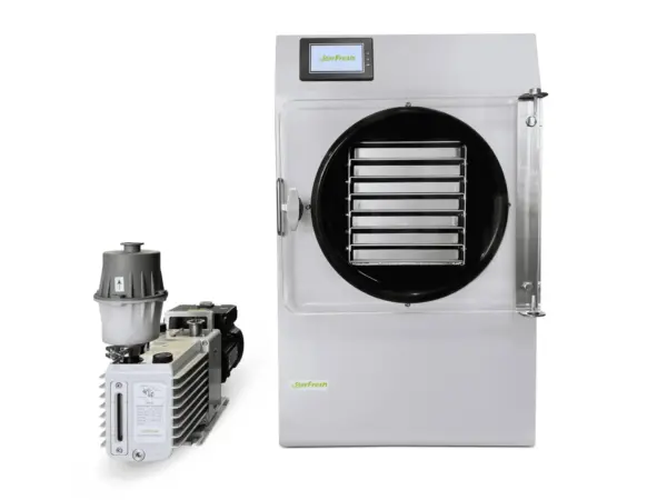 Freeze Dryer (7 Shelf) with Commercial Pump
