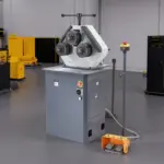 VEVOR 750W Electric Roll Bending Machine, 3-Roller Electric Pipe Bender Machine with 180 Maximum Bending Angle & Reversible Foot Switch, Support Horizontal/Vertical Operation (220V 60Hz 3-Phase)
