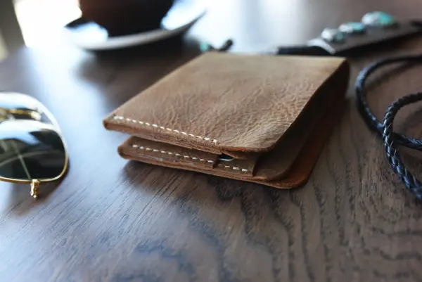 Buck Bifold