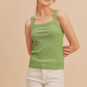 78187218_large.webp