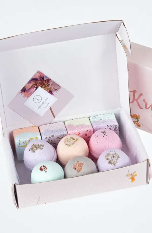 Natural Bath Bombs and Shower Steamers Gift Set